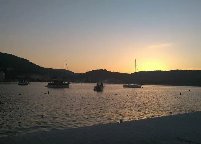 Ii Radisic Beautiful View 아파트 비스
